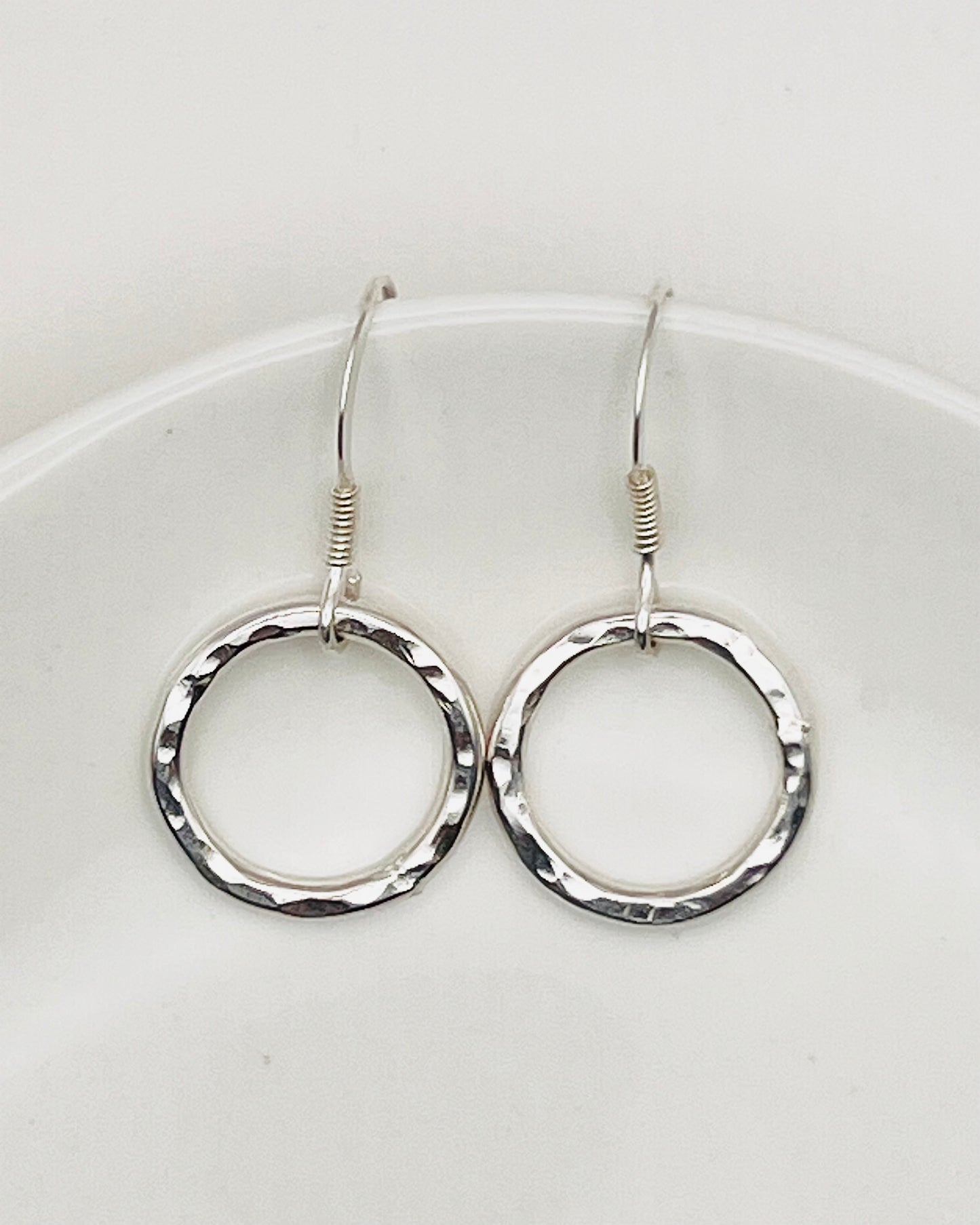Minimal Silver Circle Drop Earrings