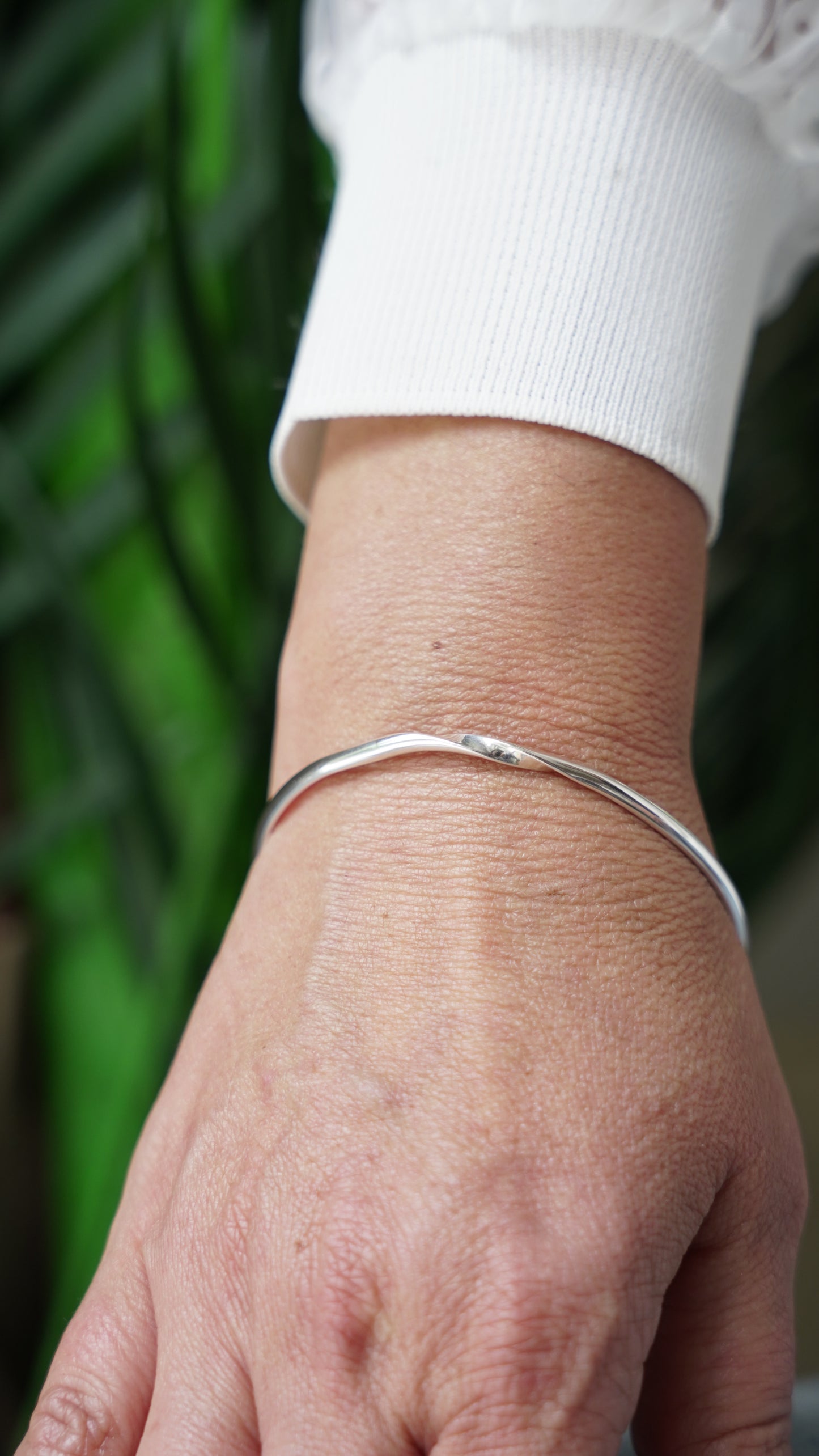 Silver Classic Twist Bangle
